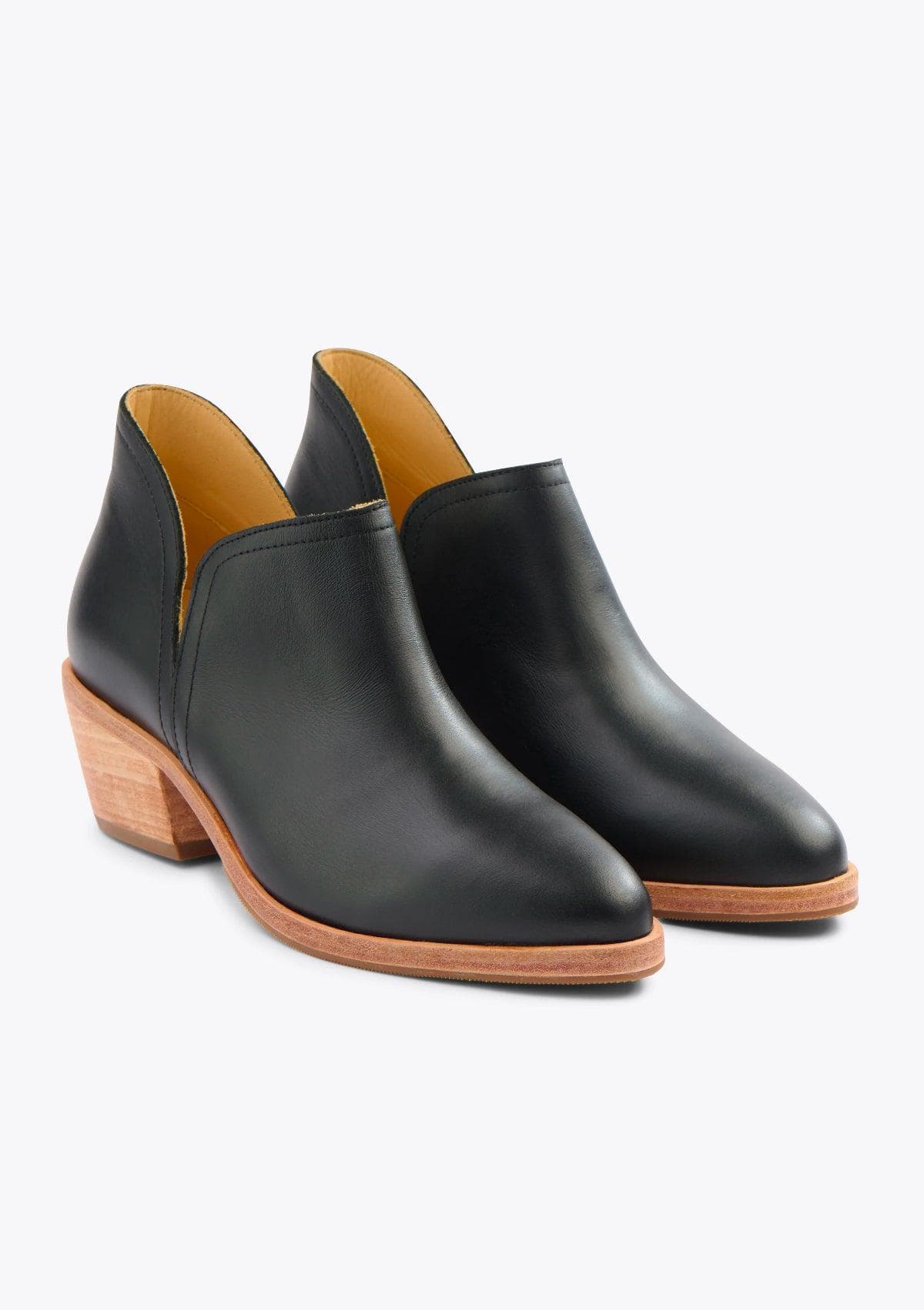 Nisolo Everyday Ankle Bootie - Black