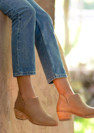 Nisolo Everyday Ankle Bootie - Almond