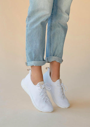 Nisolo Womens Athleisure Eco Knit Sneaker - White